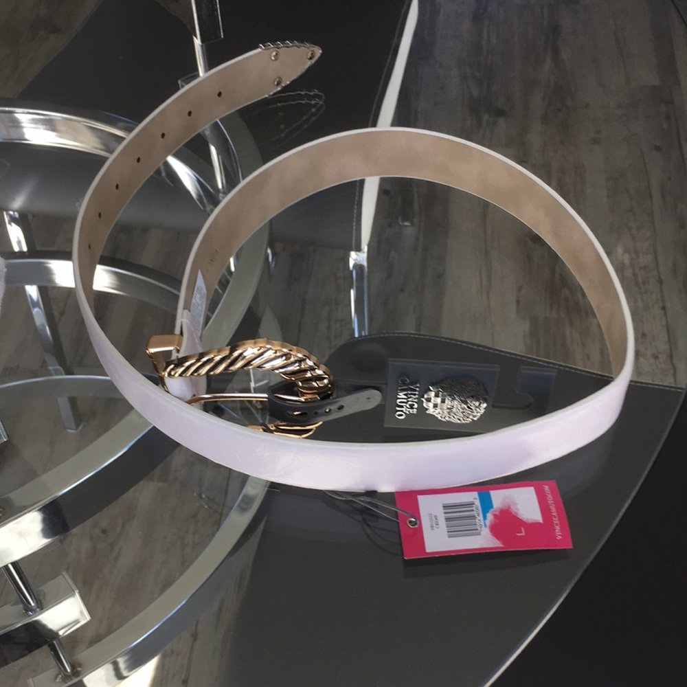 Vince Camuto belt - Picture 3 of 4